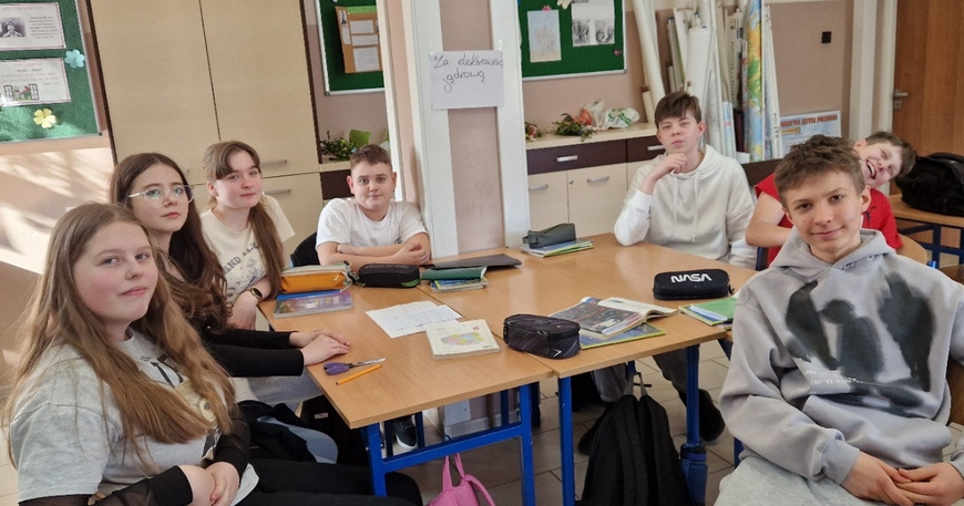 DEBATA O ENERGII JĄDROWEJ